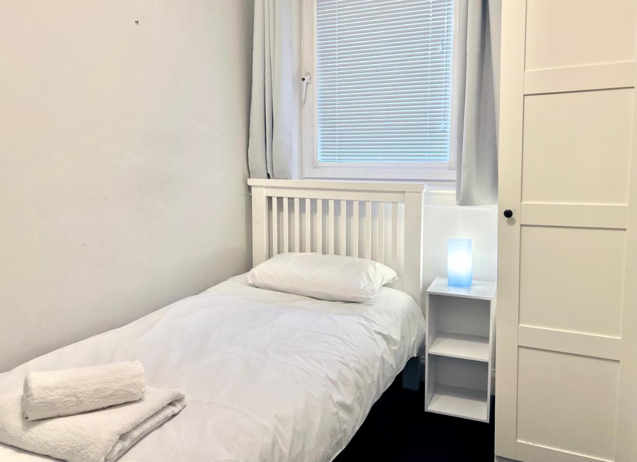 Roost Hill Guest House - Free Parking Edinburgh Room photo